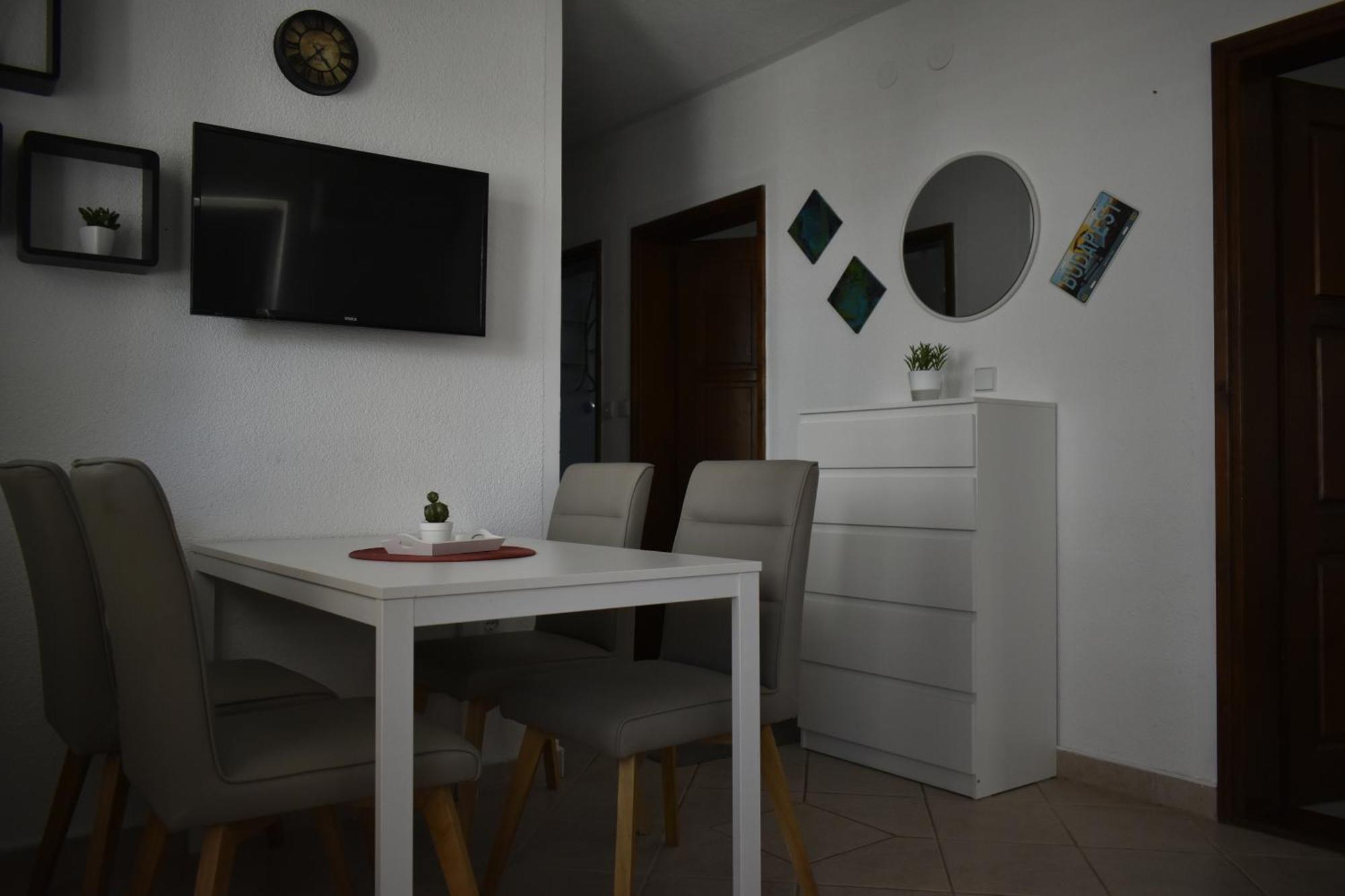 Apartmani Cvangic Vir Exterior photo